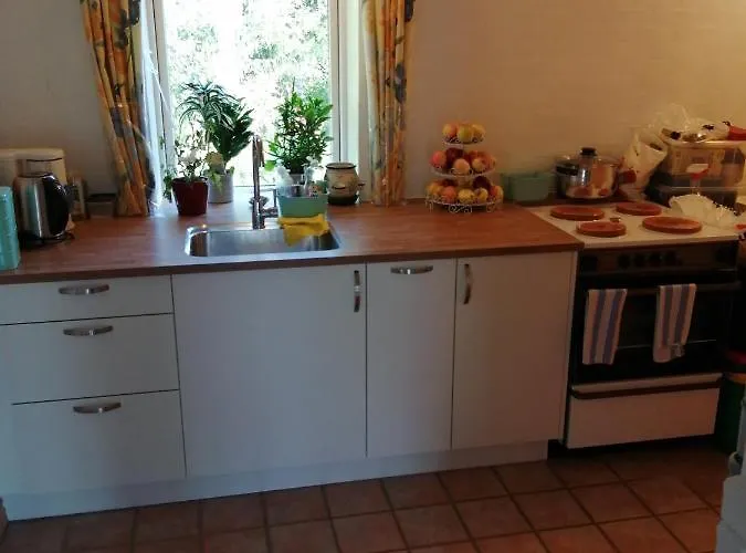 Stenhoj Bed And Breakfast, V. Jette Og Marius 住宿加早餐酒店